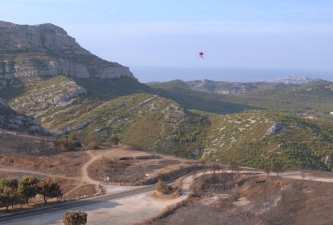 FIREFIGHTERS IN THE HEART OF DANGER: CALANQUES IN DANGER